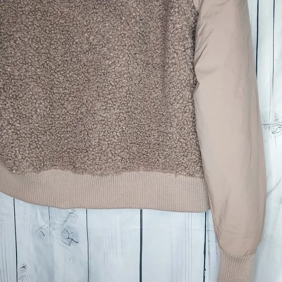 UpWest Women’s Utility Sherpa Bomber  Jacket - Picture 9 of 11